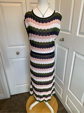 dahlia embroidered maxi dress xl Dahlia Maxi Dress